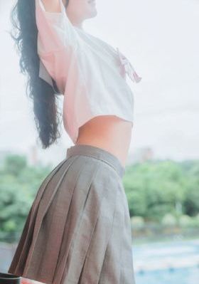 公交掀裙子从后面进去的电影_BD高清在线观看